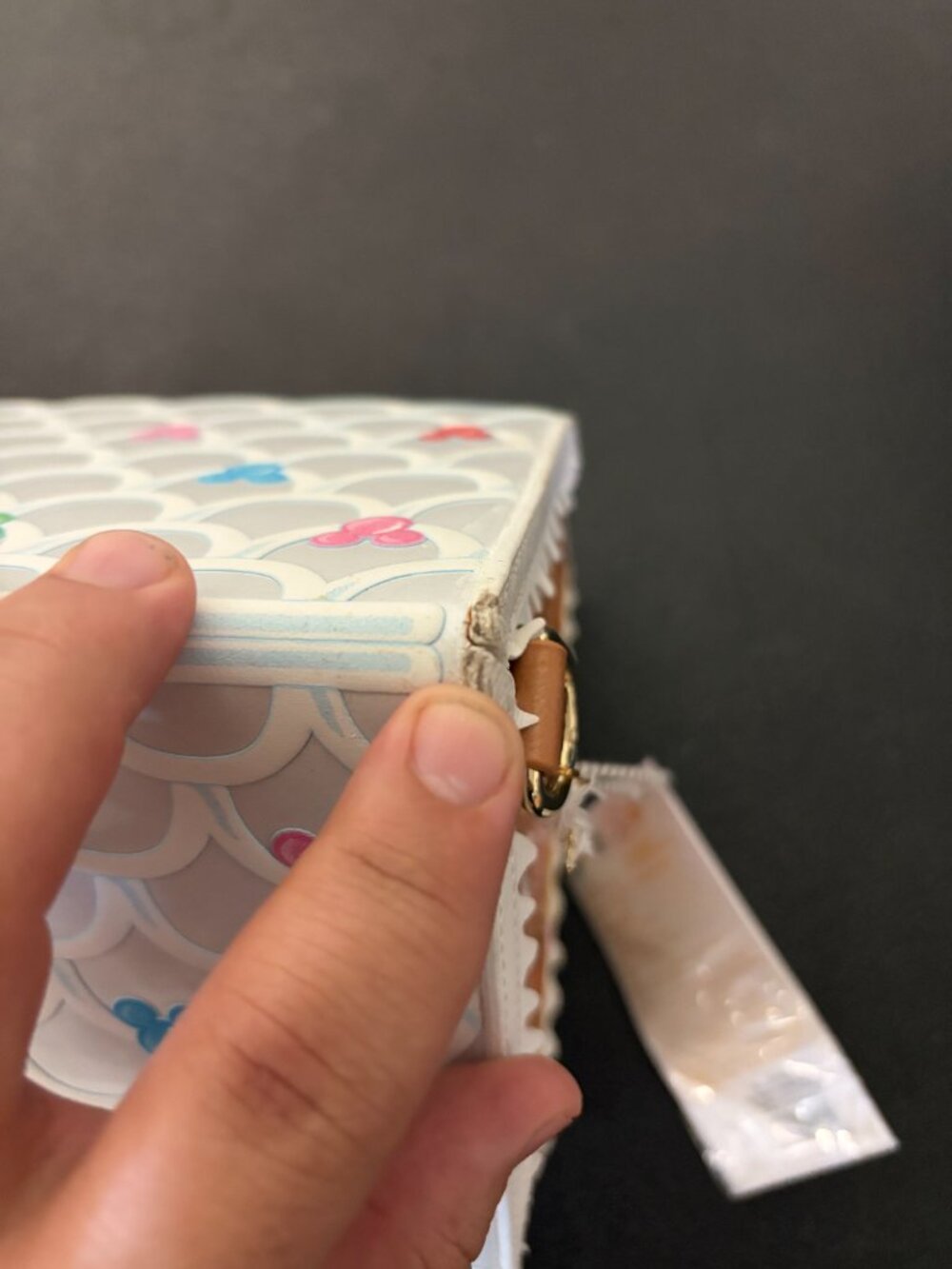 Loungefly Stitch Shoppe Minnie Gingerbread House Crossbody ( damage last photo ) - Picture 7 of 7
